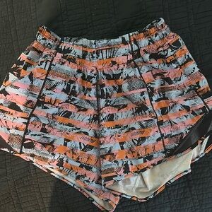 lululemon shorts (no liner) hotty hot 4in